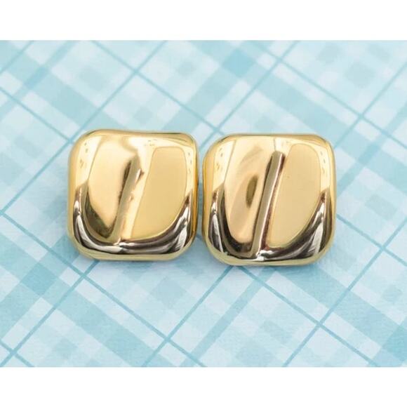 BOGO FREE GOLD SQUARE STATEMENT EARRINGS POST - Picture 1 of 5